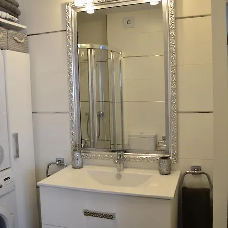 Piso Alquiler Vacacional En Benalmadena, Puerto Marina.